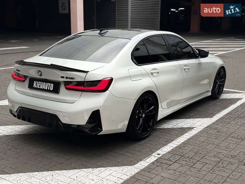 Седан BMW 3 Series 2019 в Києві