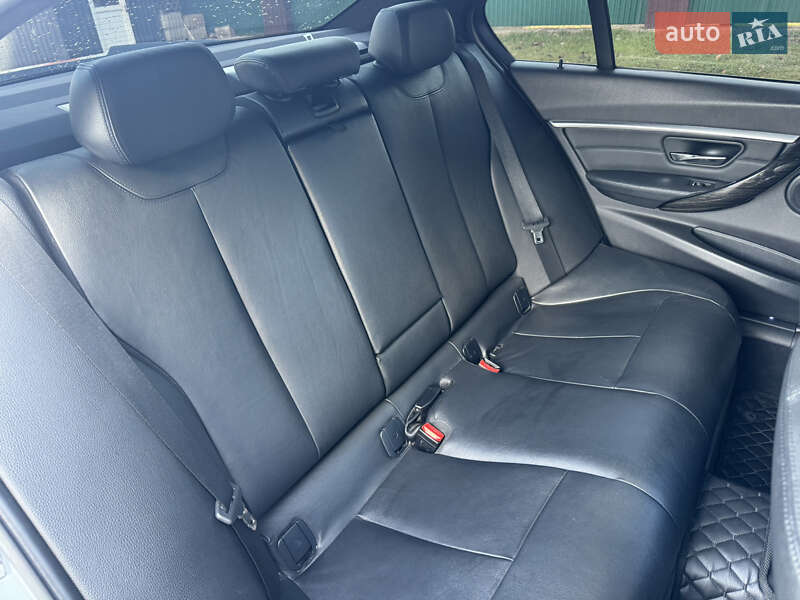 Седан BMW 3 Series 2016 в Лужанах фото 15 Седан BMW 3 Series 2016 в Лужанах