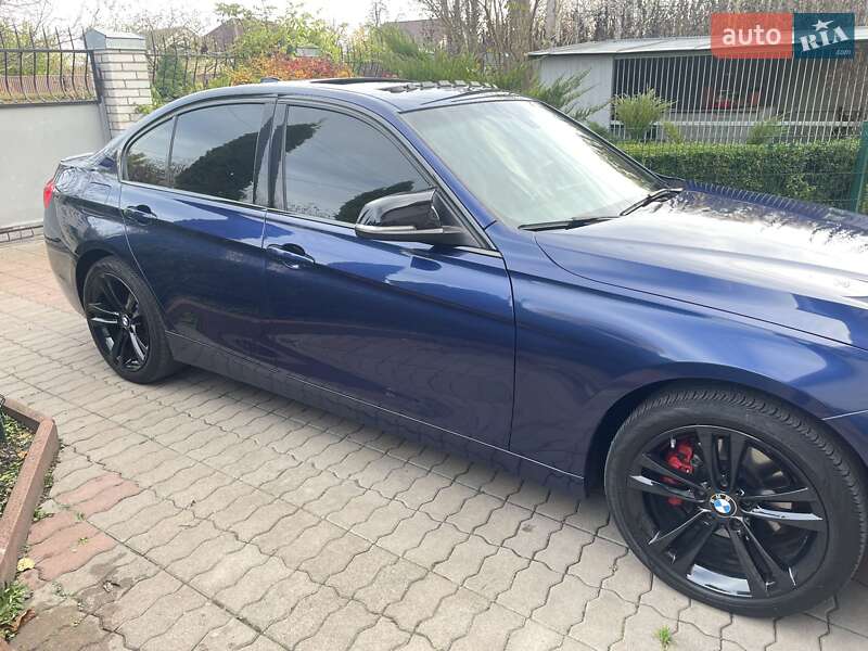 Седан BMW 3 Series 2017 в Киеве фото 9 Седан BMW 3 Series 2017 в Киеве