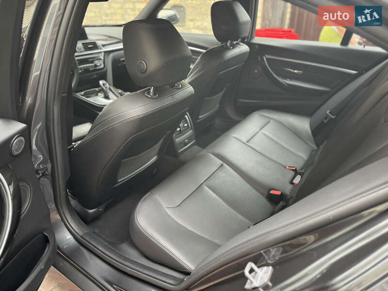 Седан BMW 3 Series 2018 в Буче фото 32 Седан BMW 3 Series 2018 в Буче