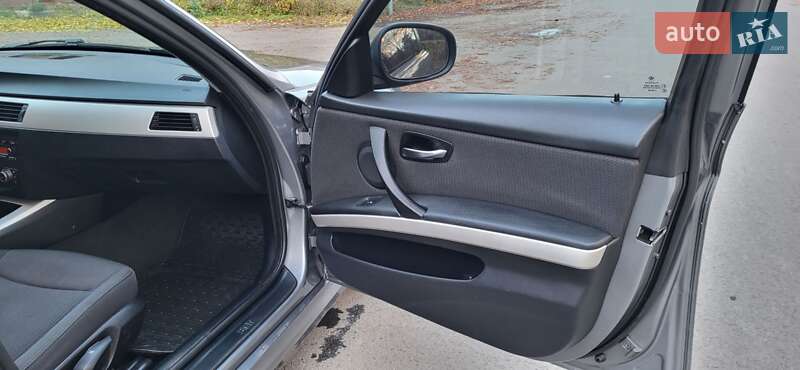 Универсал BMW 3 Series 2009 в Мукачево