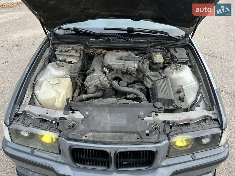 Универсал BMW 3 Series 1998 в Каменском