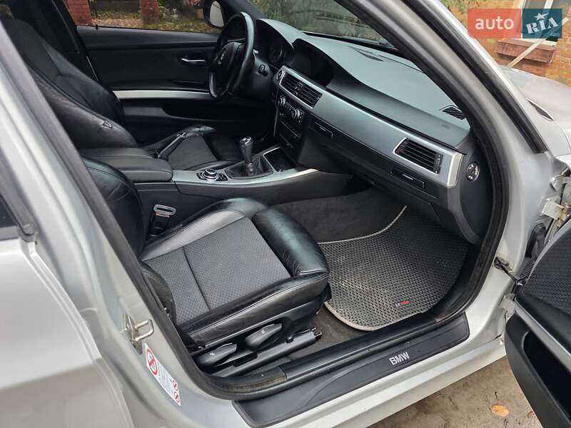 Универсал BMW 3 Series 2009 в Бердичеве фото 35 Универсал BMW 3 Series 2009 в Бердичеве