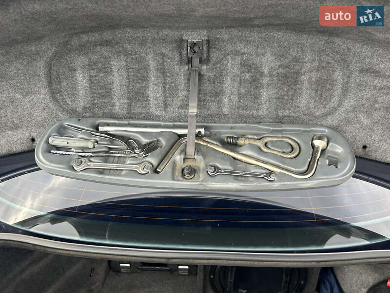 Седан BMW 3 Series 2001 в Днепре