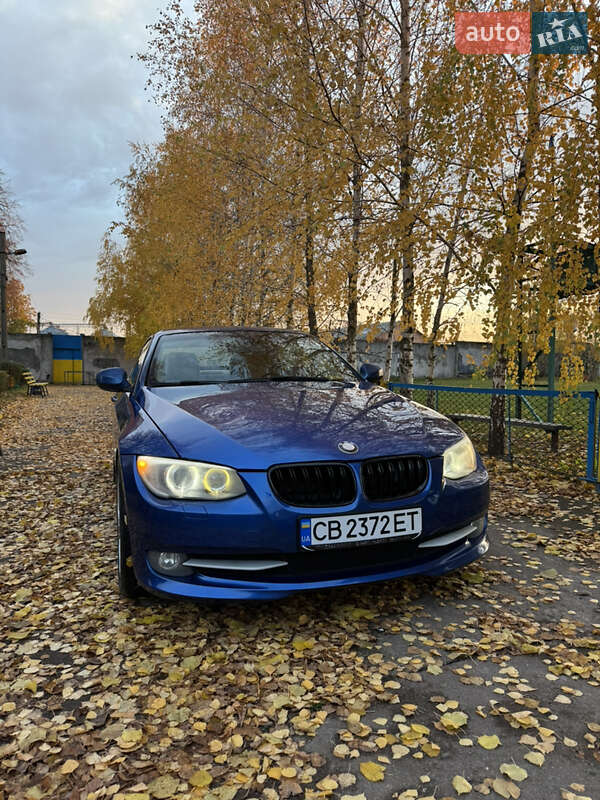 Кабриолет BMW 3 Series 2013 в Киеве