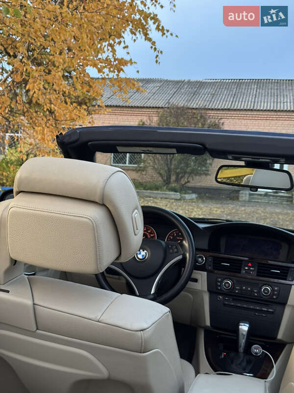 Кабриолет BMW 3 Series 2013 в Киеве