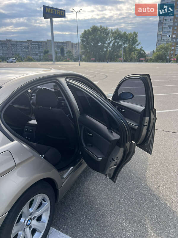 Седан BMW 3 Series 2007 в Киеве фото 16 Седан BMW 3 Series 2007 в Киеве