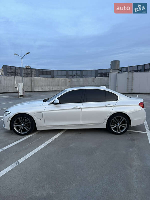 Седан BMW 3 Series 2016 в Киеве фото 6 Седан BMW 3 Series 2016 в Киеве