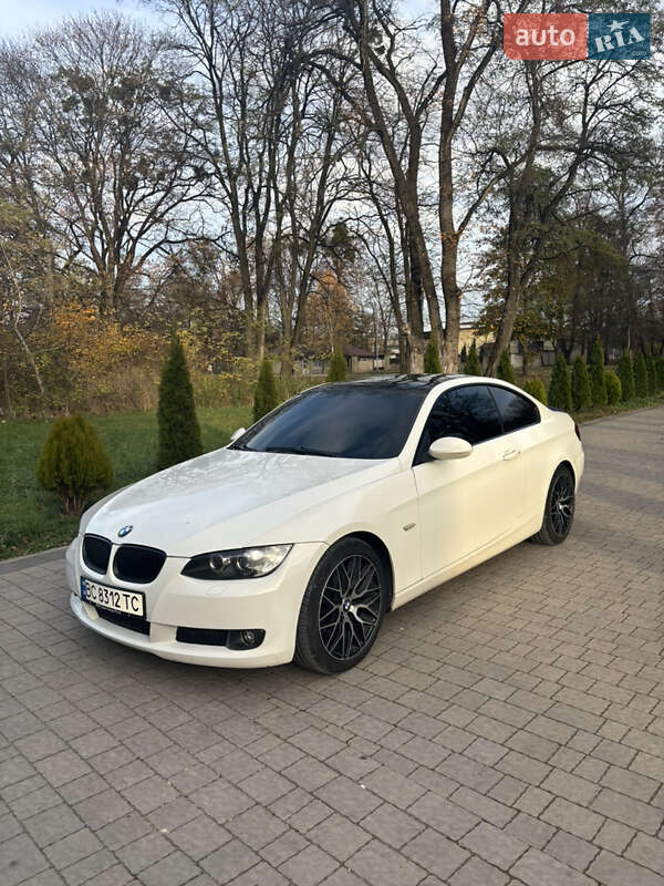 BMW 3 Series 2009