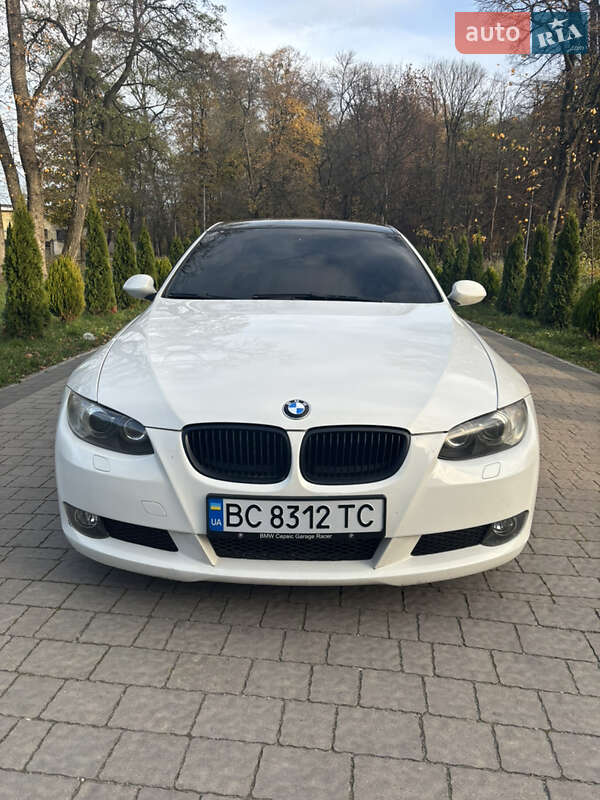 Купе BMW 3 Series 2009 в Николаеве