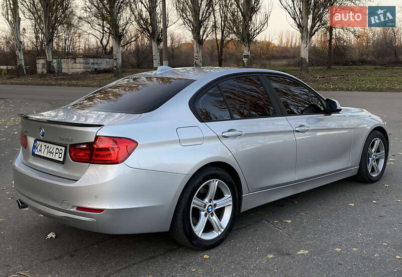 Седан BMW 3 Series 2015 в Кривом Роге фото 6 Седан BMW 3 Series 2015 в Кривом Роге