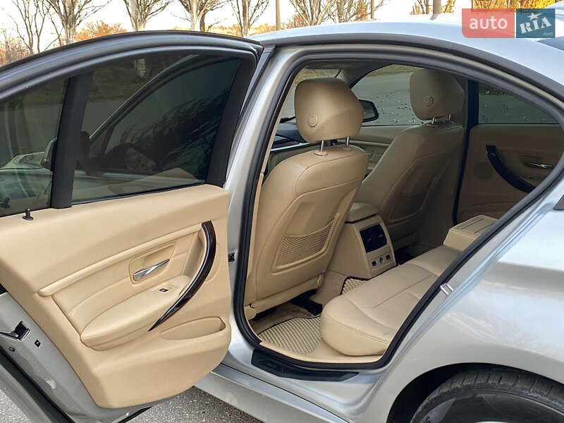 Седан BMW 3 Series 2015 в Кривом Роге фото 14 Седан BMW 3 Series 2015 в Кривом Роге