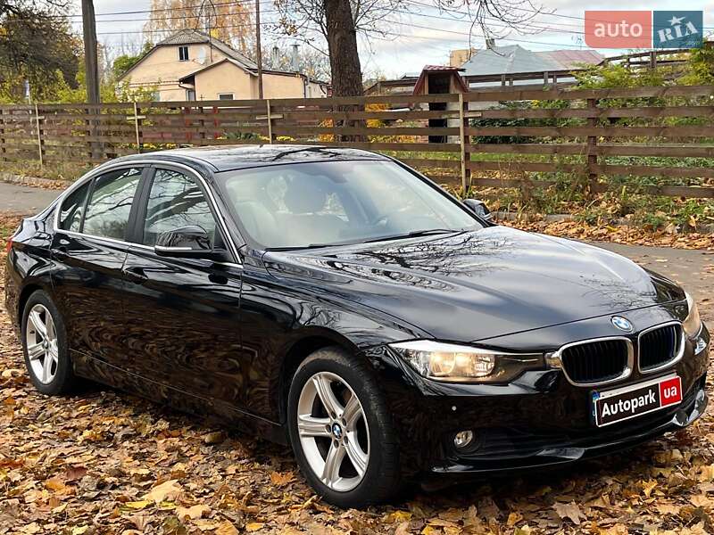 Седан BMW 3 Series 2014 в Києві