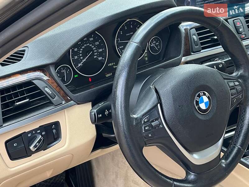 Седан BMW 3 Series 2014 в Києві