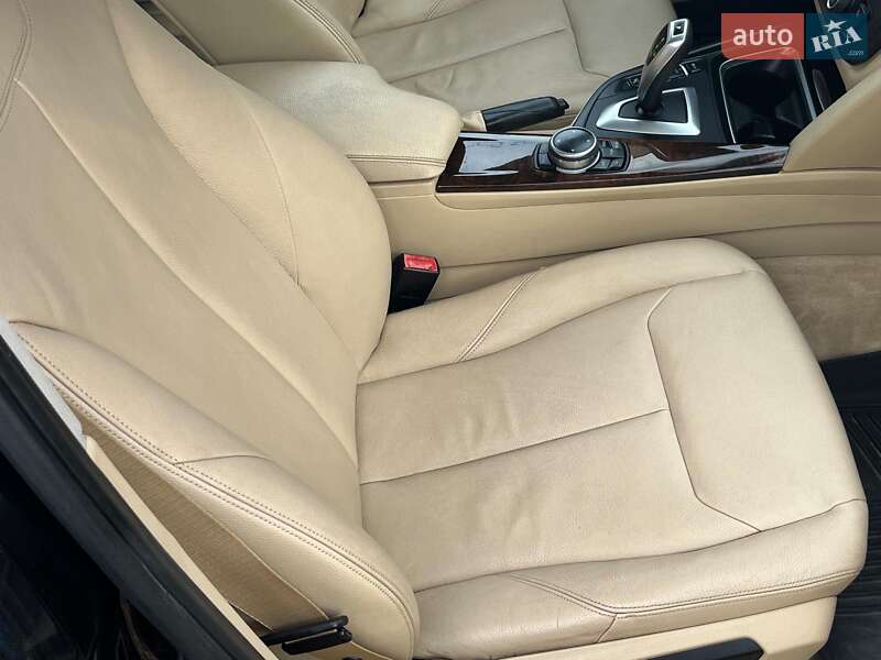 Седан BMW 3 Series 2014 в Києві