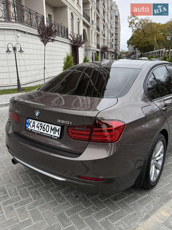 Седан BMW 3 Series 2013 в Одессе