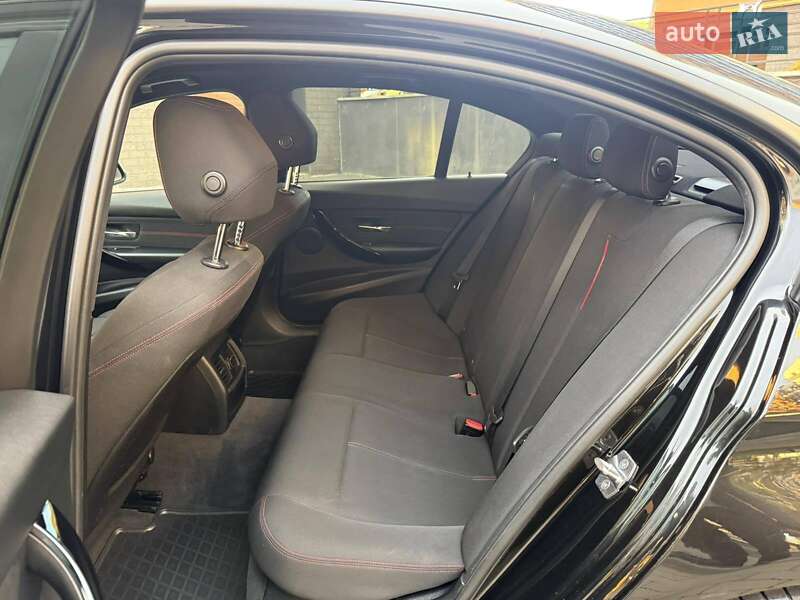 Седан BMW 3 Series 2015 в Ивано-Франковске