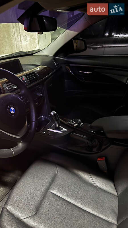 Седан BMW 3 Series 2014 в Львове