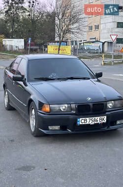 Седан BMW 3 Series 1994 в Броварах