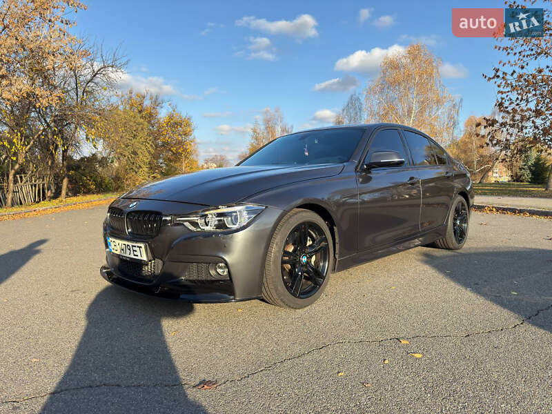 Седан BMW 3 Series 2016 в Чернигове