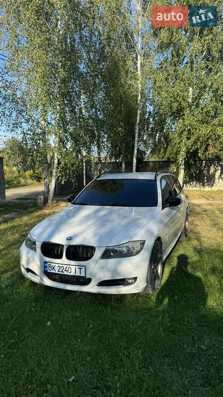 BMW 3 Series 2010 BMW 3 Series 2010