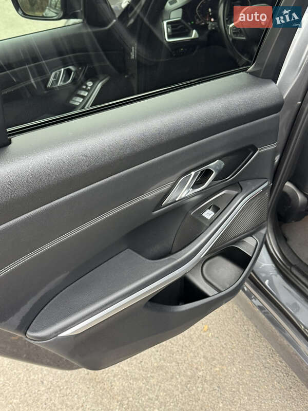 Седан BMW 3 Series 2019 в Днепре фото 21 Седан BMW 3 Series 2019 в Днепре