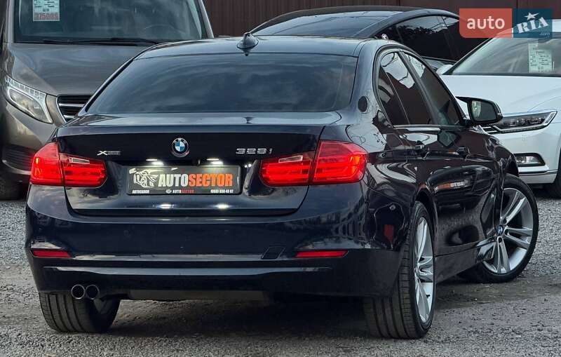 Седан BMW 3 Series 2014 в Харькове