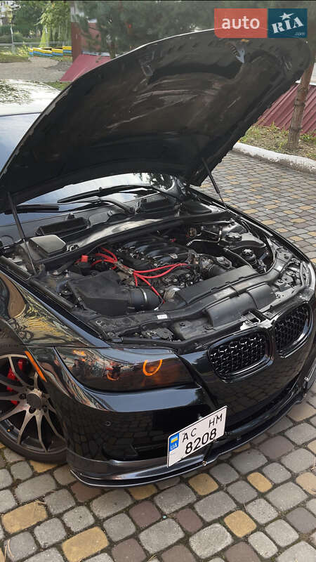 Седан BMW 3 Series 2010 в Луцке