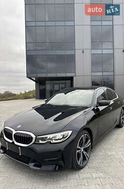 Седан BMW 3 Series 2020 в Чернівцях