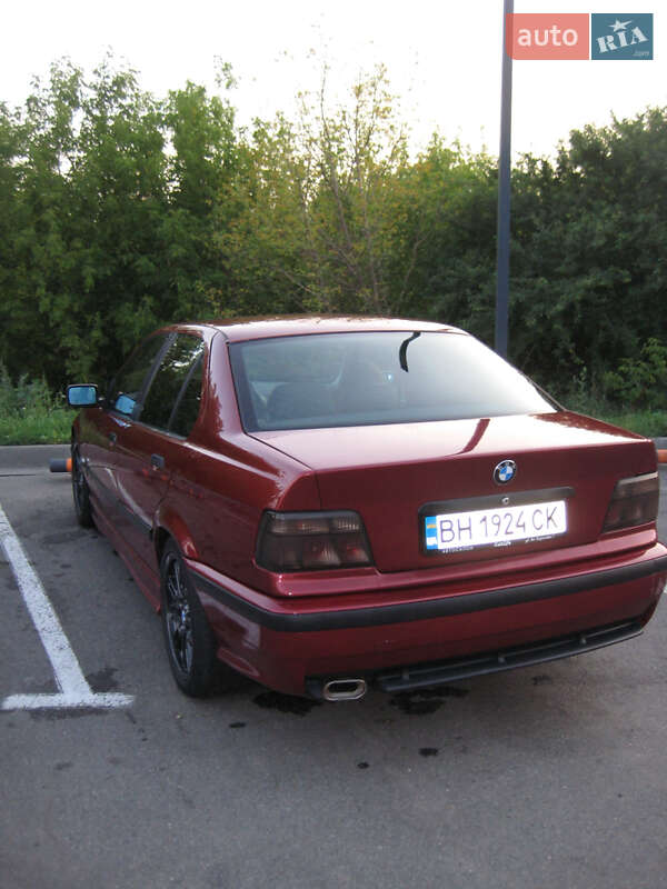 Седан BMW 3 Series 1994 в Харькове фото 5 Седан BMW 3 Series 1994 в Харькове