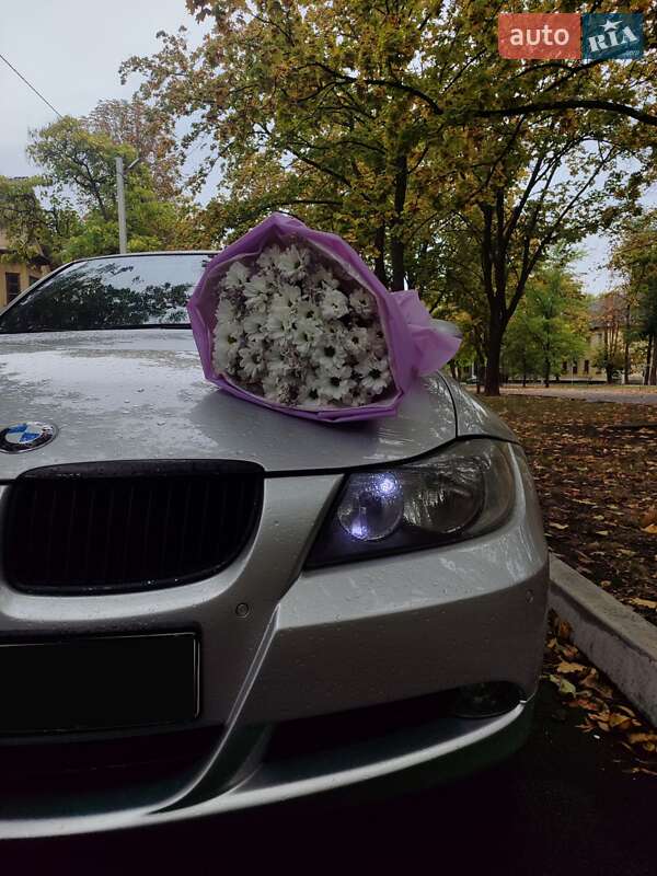 Седан BMW 3 Series 2006 в Желтых Водах