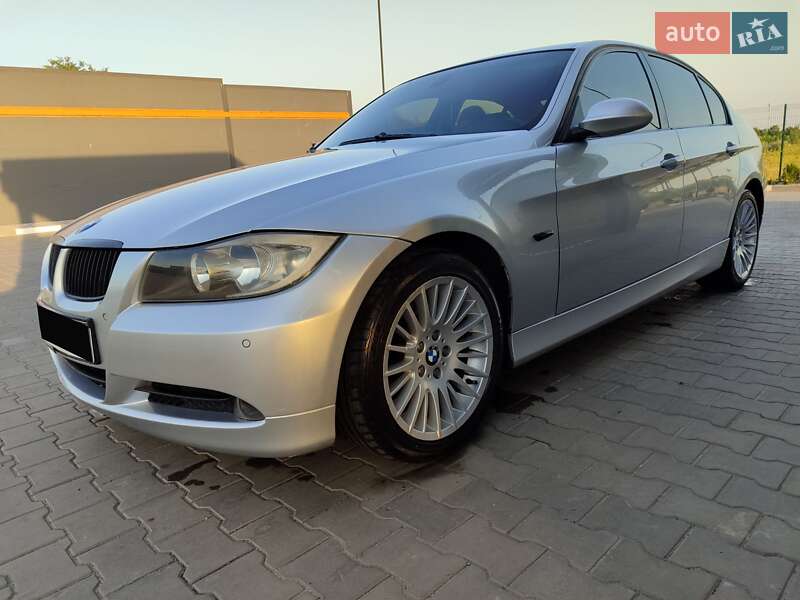 Седан BMW 3 Series 2006 в Желтых Водах