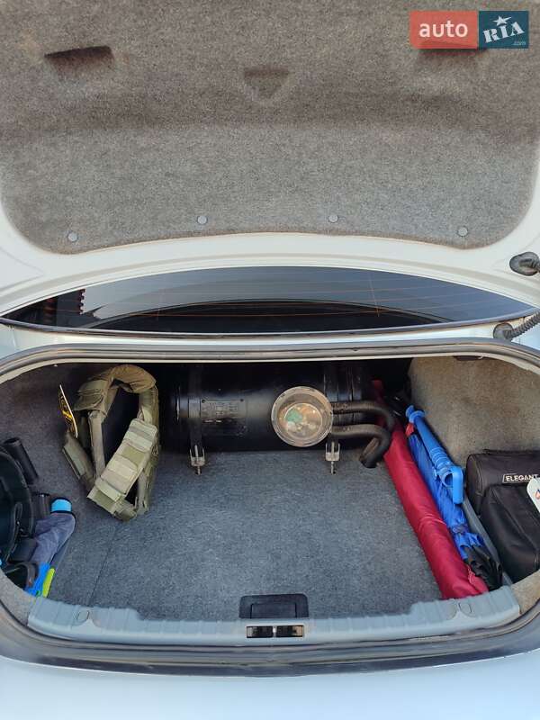 Седан BMW 3 Series 2006 в Желтых Водах