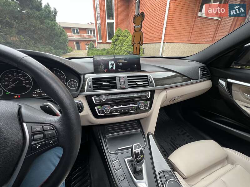 Седан BMW 3 Series 2016 в Києві