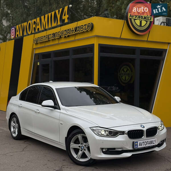 Седан BMW 3 Series 2012 в Киеве