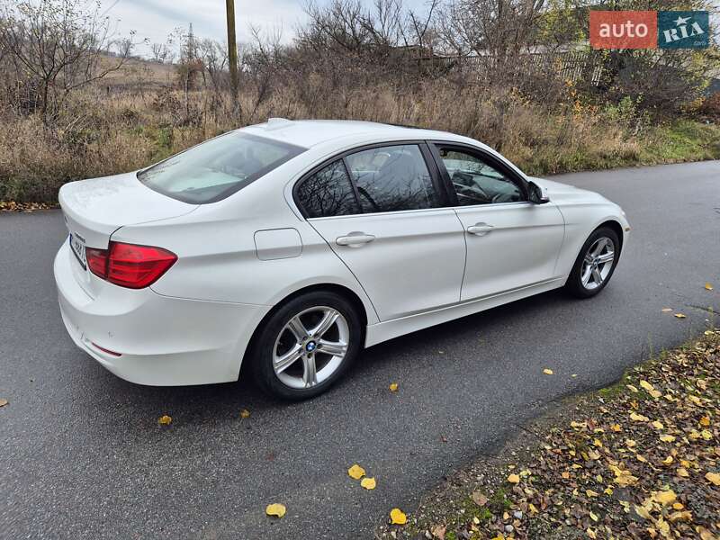 Седан BMW 3 Series 2014 в Сквире