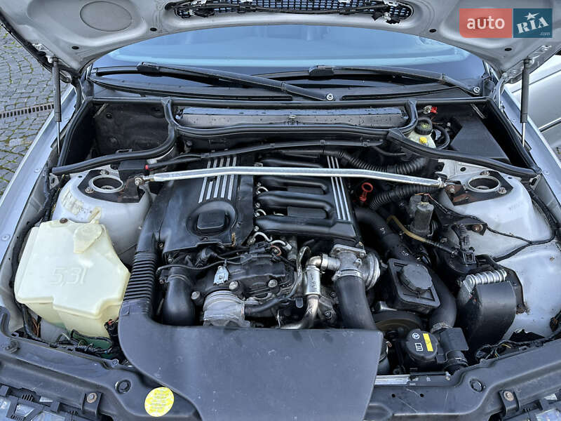 Седан BMW 3 Series 2000 в Жовкве