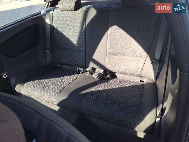 Купе BMW 3 Series 2002 в Ивано-Франковске