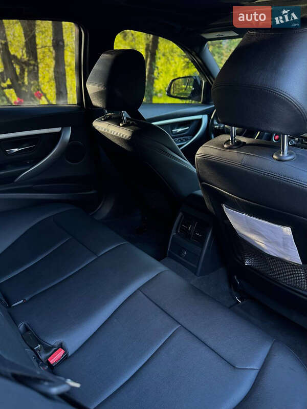 Седан BMW 3 Series 2013 в Киеве