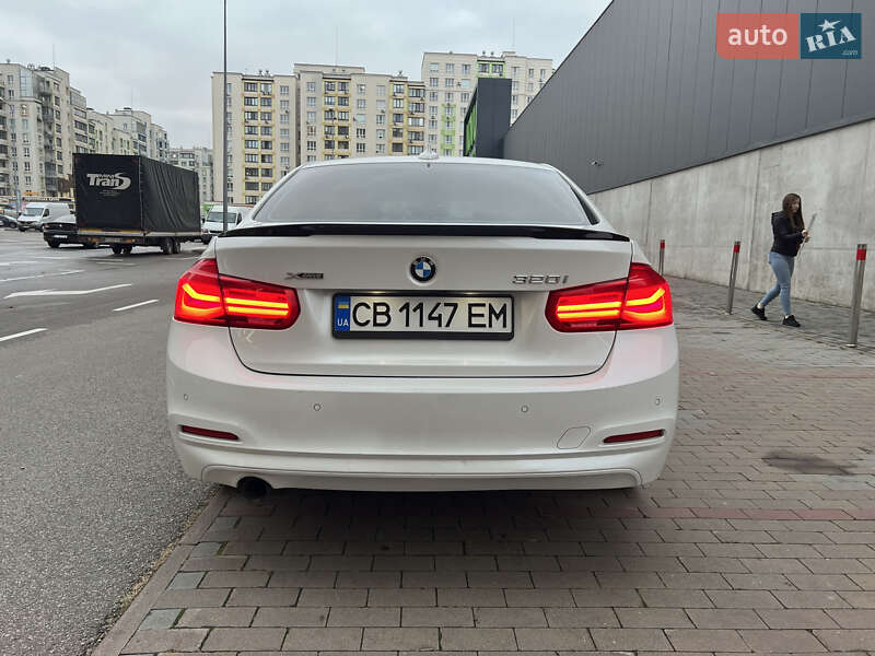 Седан BMW 3 Series 2017 в Вишневом фото 6 Седан BMW 3 Series 2017 в Вишневом