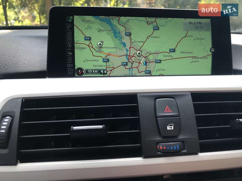 Седан BMW 3 Series 2016 в Киеве