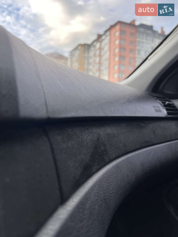 Седан BMW 3 Series 2003 в Ивано-Франковске