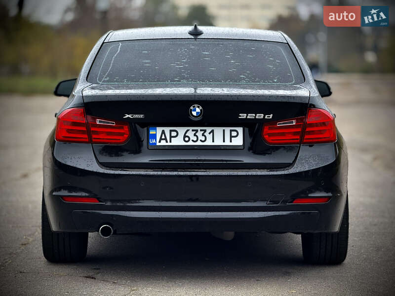 Седан BMW 3 Series 2013 в Запорожье