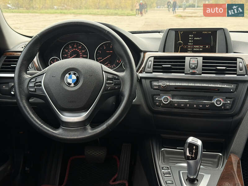 Седан BMW 3 Series 2013 в Запорожье