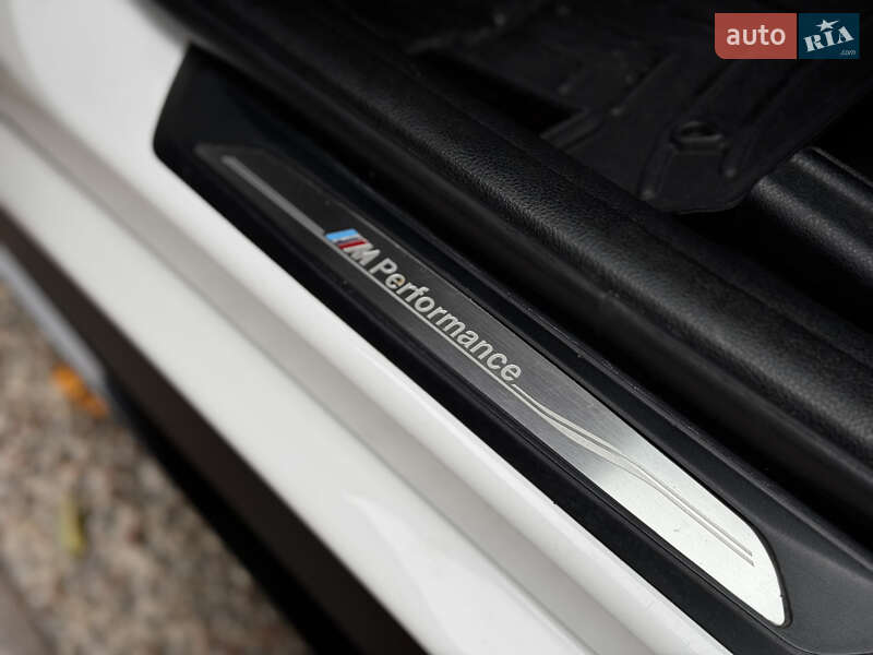 Седан BMW 3 Series 2013 в Житомире