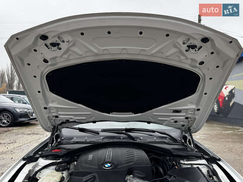 Седан BMW 3 Series 2013 в Житомире