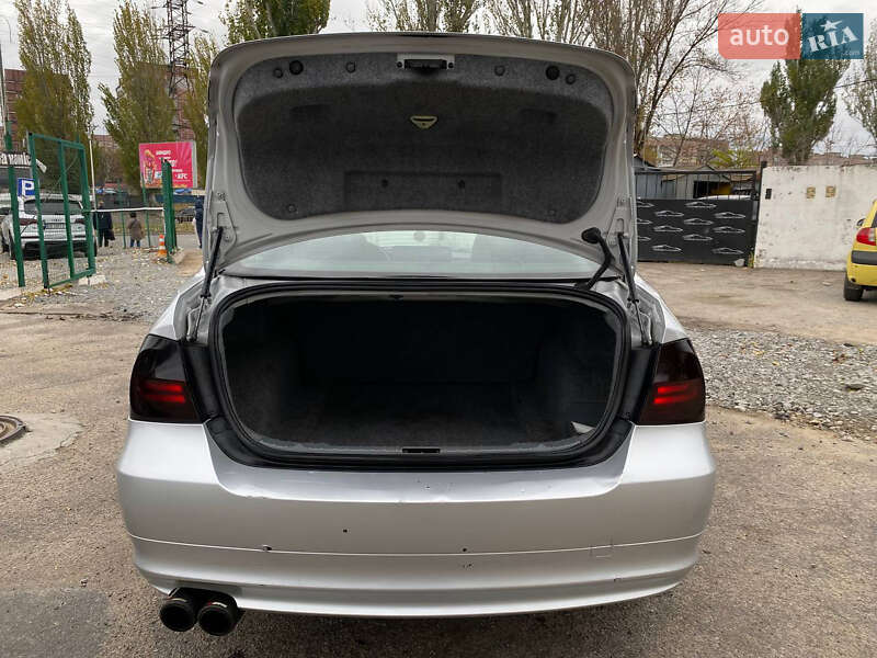 Седан BMW 3 Series 2011 в Днепре фото 14 Седан BMW 3 Series 2011 в Днепре