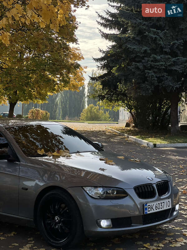Купе BMW 3 Series 2008 в Ровно
