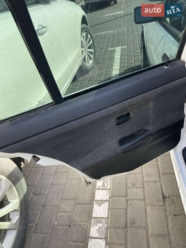 Седан BMW 3 Series 1990 в Одессе фото 6 Седан BMW 3 Series 1990 в Одессе