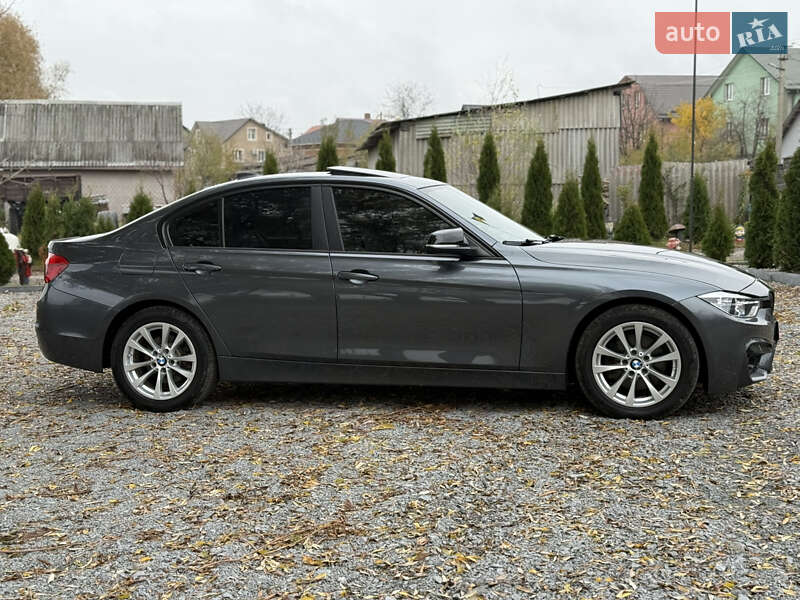 Седан BMW 3 Series 2017 в Ровно фото 9 Седан BMW 3 Series 2017 в Ровно